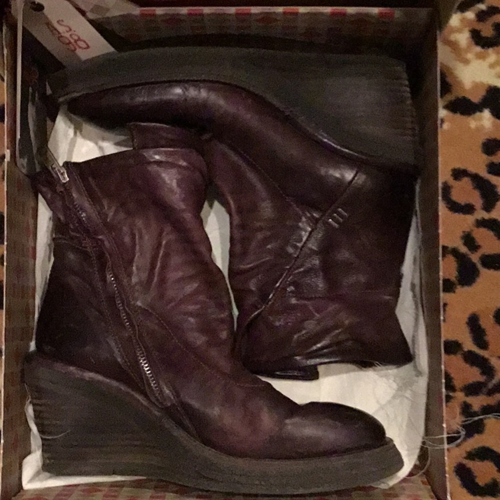 A.S.98 Tremont wedge ankle boots Euro sz 39 in LIZ color side zip closures